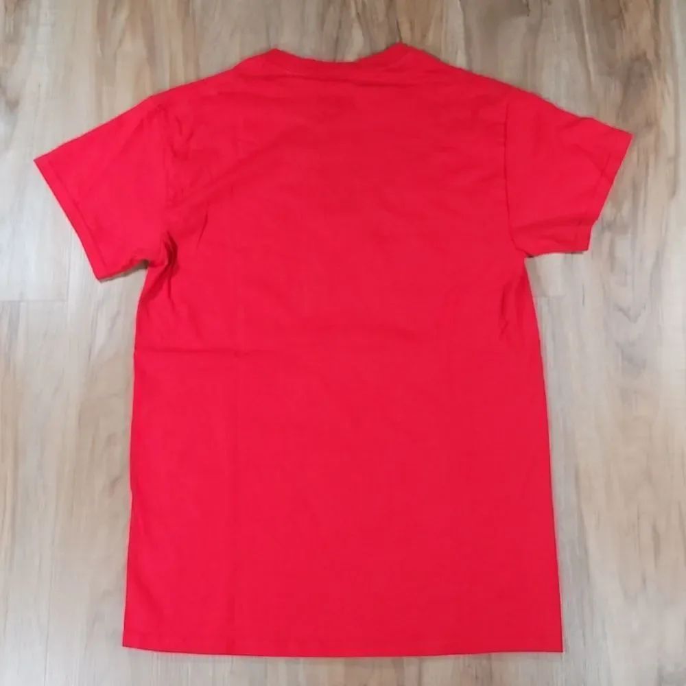 🔺️FSD Red Cat "Purrito" Short Sleeve Top Small - Picture 2 of 7